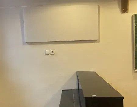 Zongora hangelnyeléssel