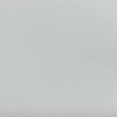 BASIC Vinil 03 szürkésfehér színű viniltapétás falburkolat 2,7 m= 6,28 m2/cs